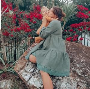 Meet your Posher, Sharon